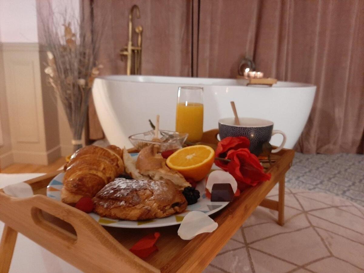 Luxury Suite Paris Republique エクステリア 写真
